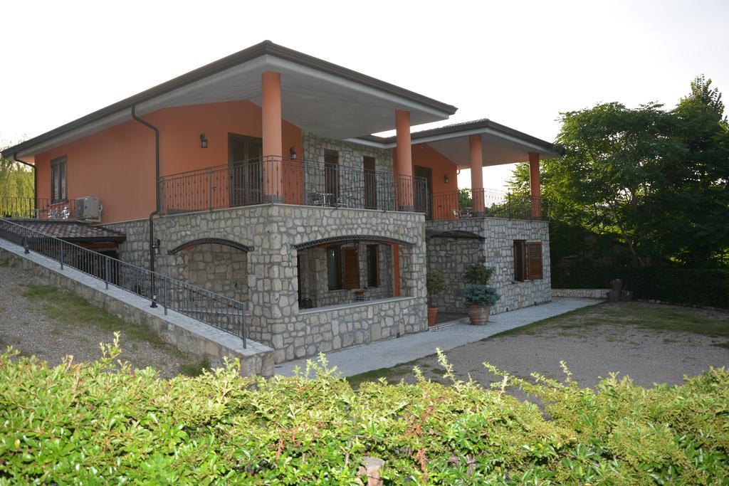 Pinus Rooms Benevento Buitenkant foto