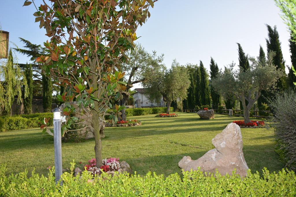 Pinus Rooms Benevento Buitenkant foto